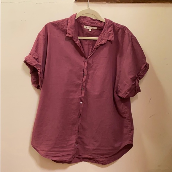 XiRENA Tops - X I RENA